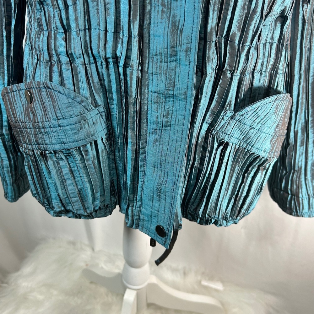 Ubu Women Teal Blue Textured Pleated Jacket‎ M Style 2163 Snap Front - Picture 4 of 9